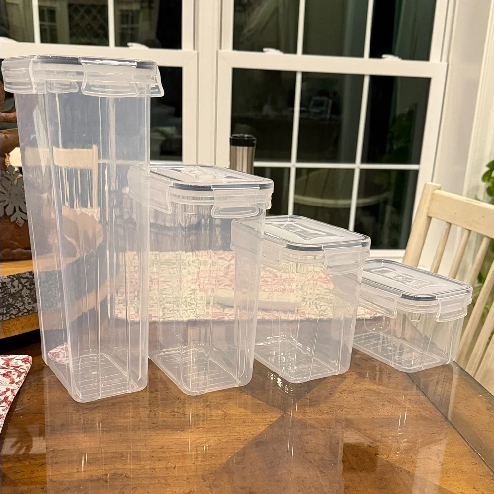 Clear Stackable Storage Containers-12 plastic containers with air tight lids